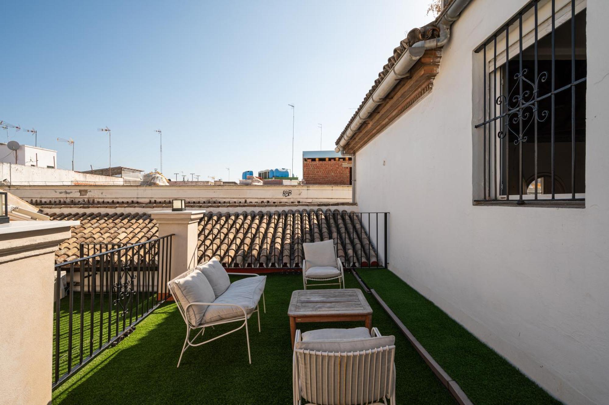 Apartamentos Gravina 56, Seville